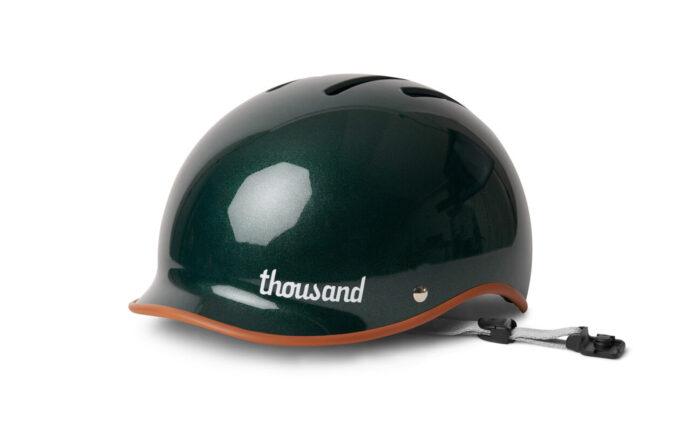 Stylisch und sicher: Der Fahrradhelm thousand Heritage 2.0 in British Racing Green.